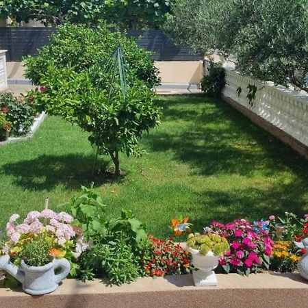Apartmani Italo Biograd Na Moru Eksteriør bilde