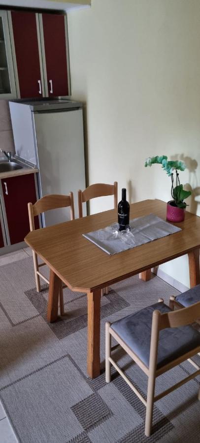 Apartmani Italo Biograd Na Moru Eksteriør bilde