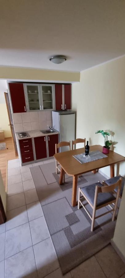 Apartmani Italo Biograd Na Moru Eksteriør bilde