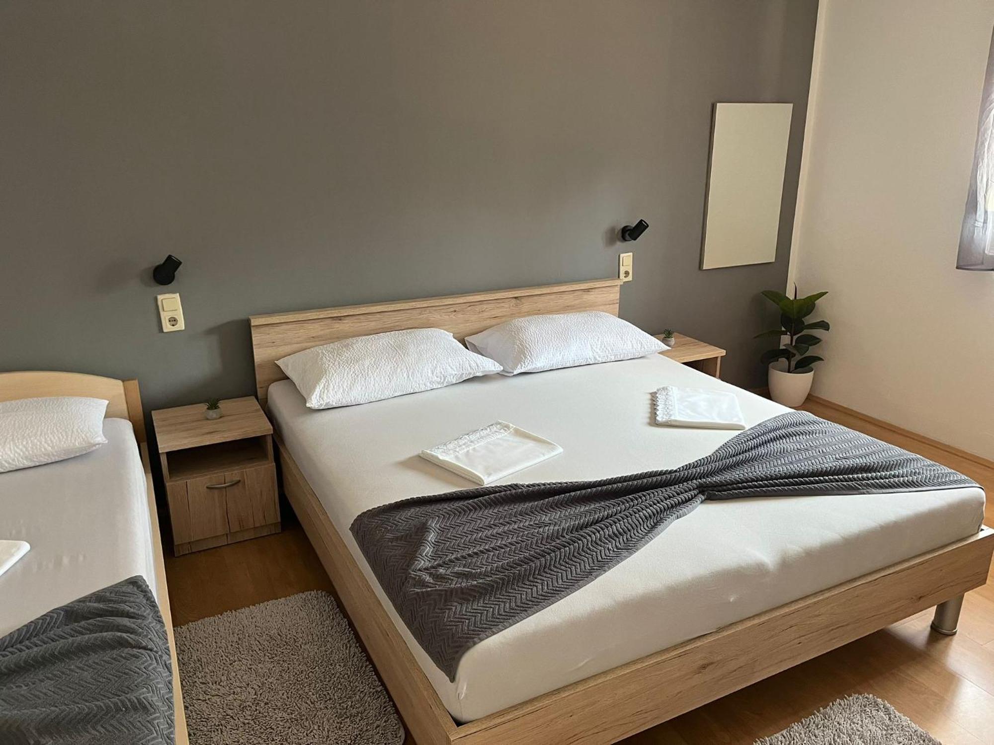 Apartmani Italo Biograd Na Moru Eksteriør bilde